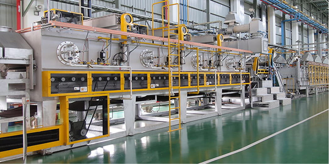 処理量： 1000kg/Hr 自動車用ボルトライン（調質処理）