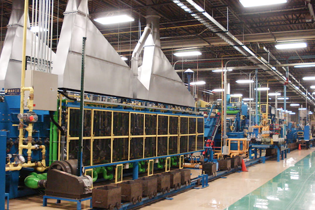 メッシュベルト式連続熱処理炉