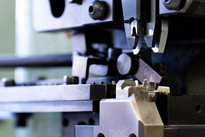 工場機械のギアや軸