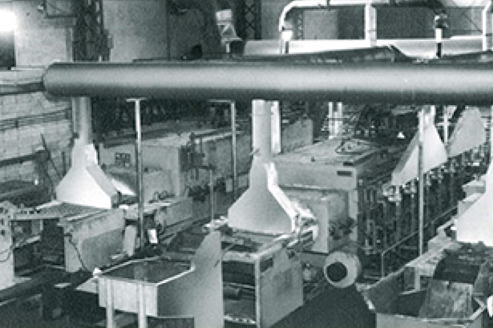 工場の歴史的な写真